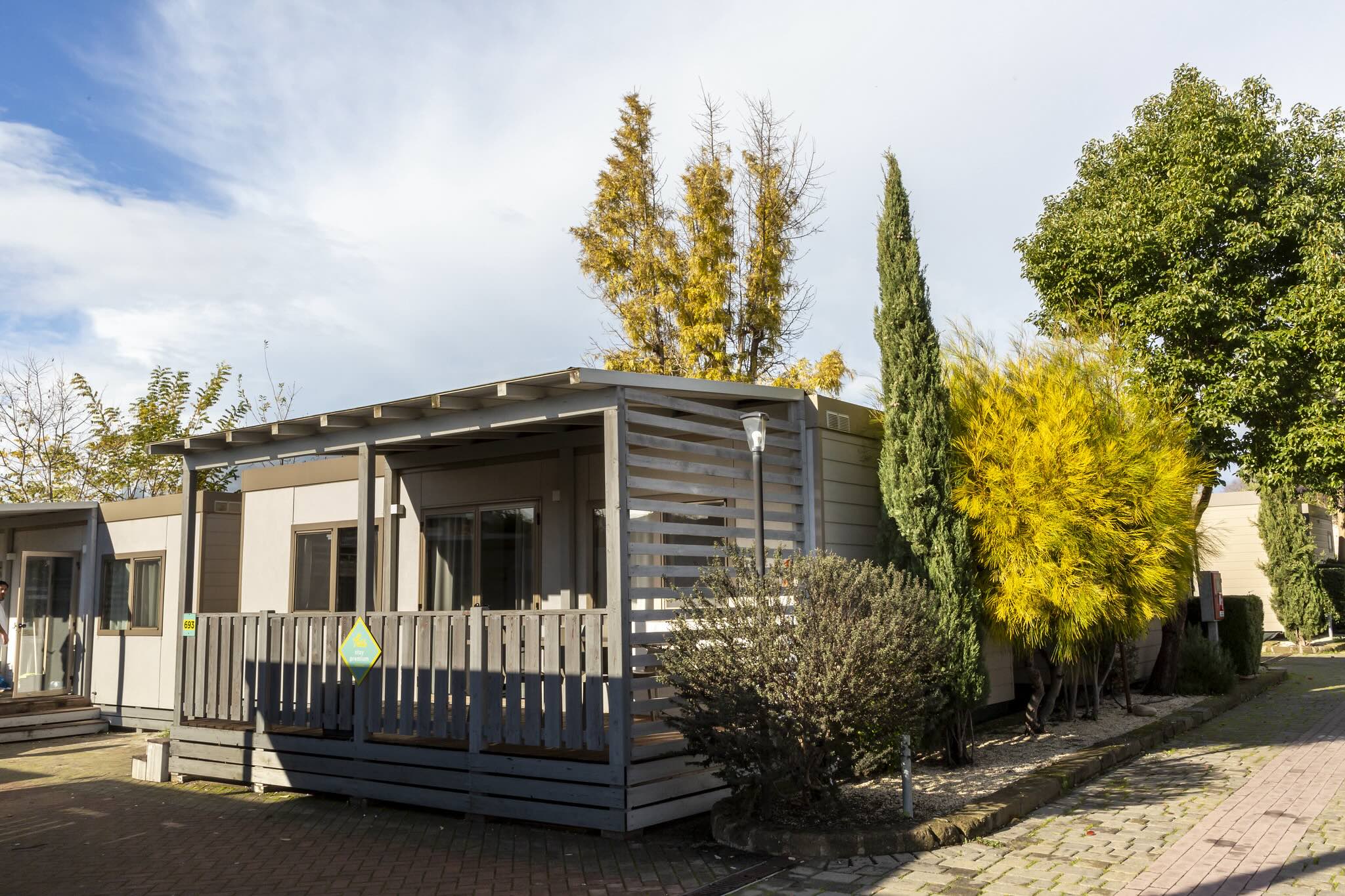 hu-roma-camping-in-town-hu-stay-premium3-winter.jpg